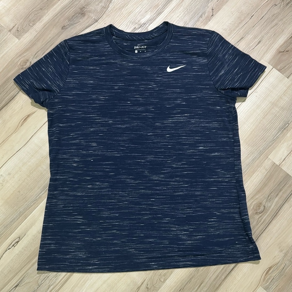 Nike Womens Dri-Fir t-shirt sz. Medium